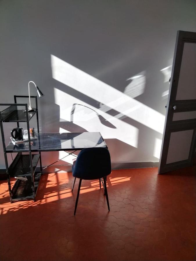 Quartier Des Createurs "La Plaine Cours Julien" Chambre Privee Dans Appartement Menage Frequent Des Parties Commune Marsylia Zewnętrze zdjęcie