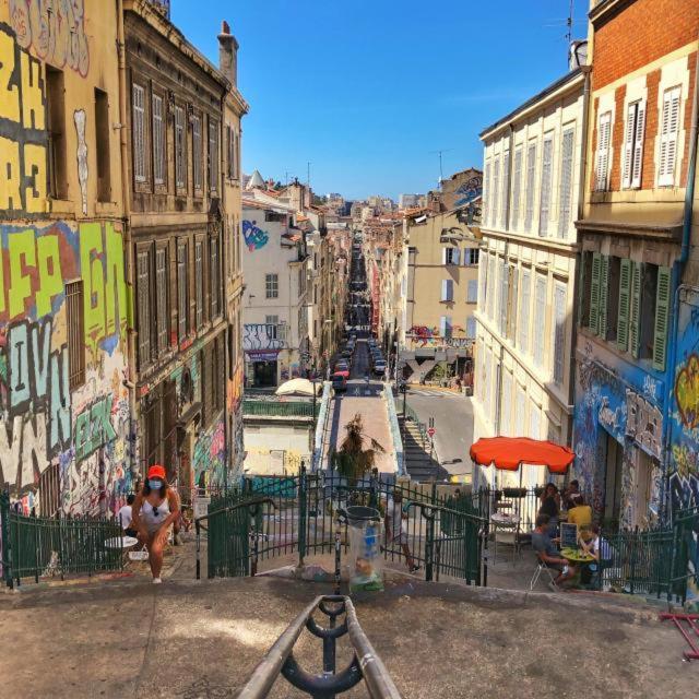 Quartier Des Createurs "La Plaine Cours Julien" Chambre Privee Dans Appartement Menage Frequent Des Parties Commune Marsylia Zewnętrze zdjęcie